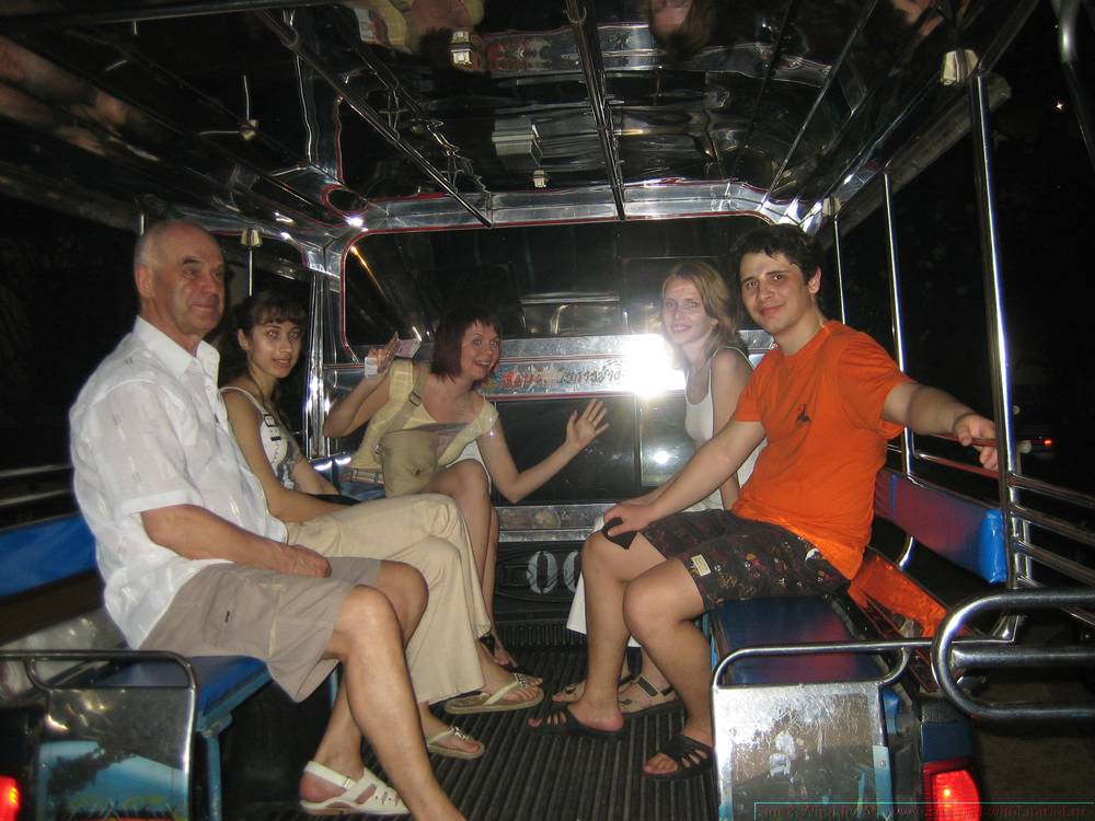 2006-03-thai_053.jpg